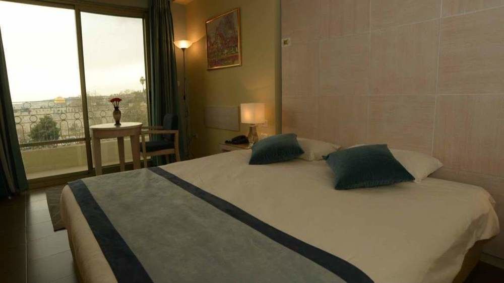 Hotel Holy Land